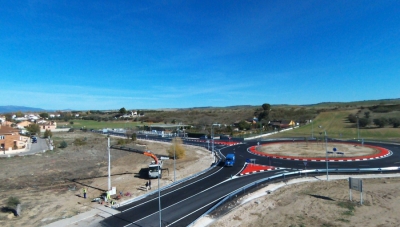 Ejecucion de la Glorieta de conexion de la UE-17 y UE-18 con la carretera M-103, en Talamanca del Jarama (Madrid)