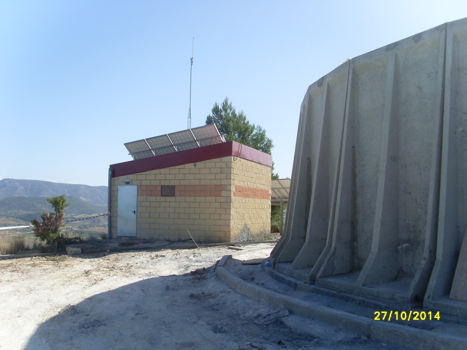 Proyecto de mejora, consolidación y reparación de los depósitos generales de la red de abastecimiento a la comunidad el Guadiela (Cuenca)